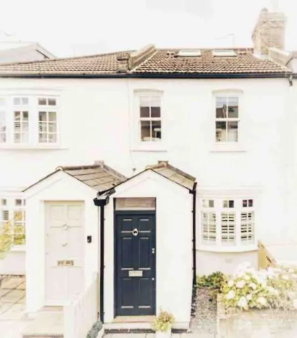 Teddington Terraced Cottage 3 Floors, 3 Bedrooms 0*,  United Kingdom