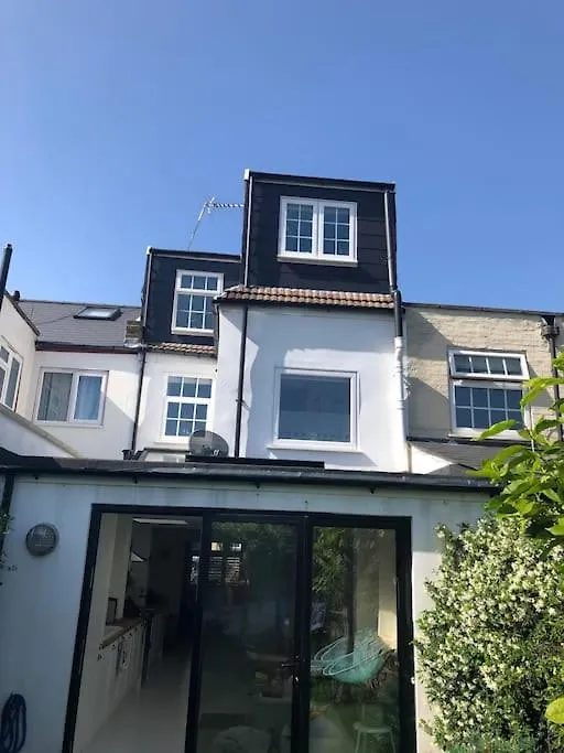 Holiday home Teddington Terraced Cottage 3 Floors, 3 Bedrooms